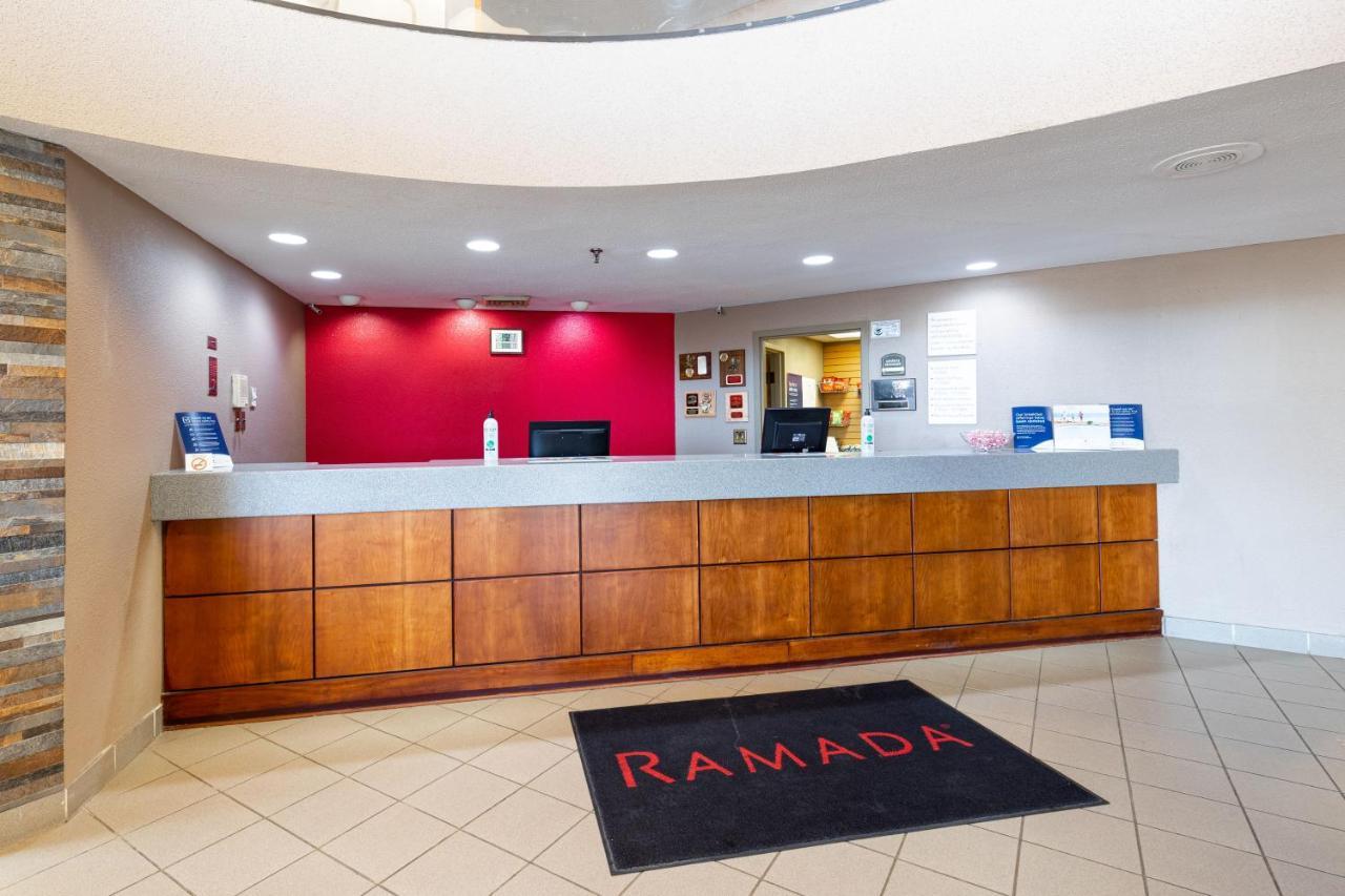 Hotel Ramada By Wyndham Columbus North Westerville Exterior foto